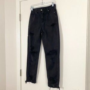 American Eagle ripped, black, skinny fit jeans, size 0 Reg